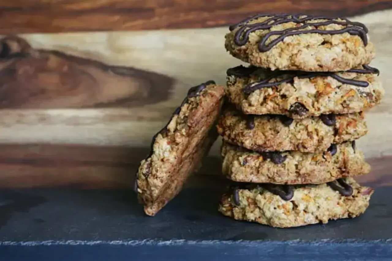 Try These Whole Wheat Walnut Cookies To Amp Up Your Tea Time