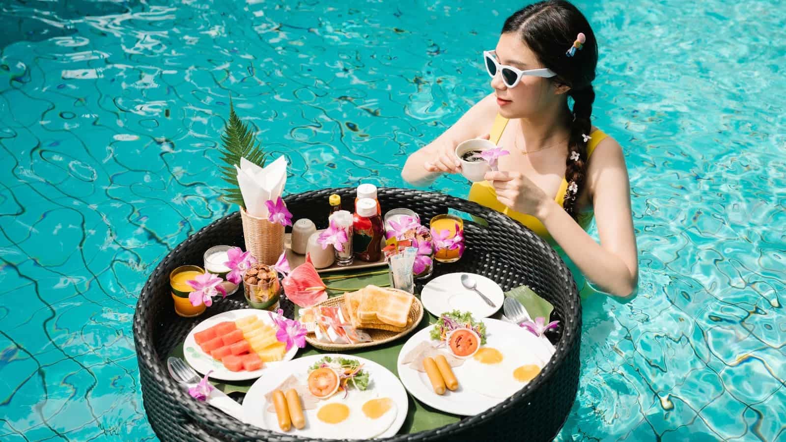 Why a floating breakfast may be fancy, but not healthy!