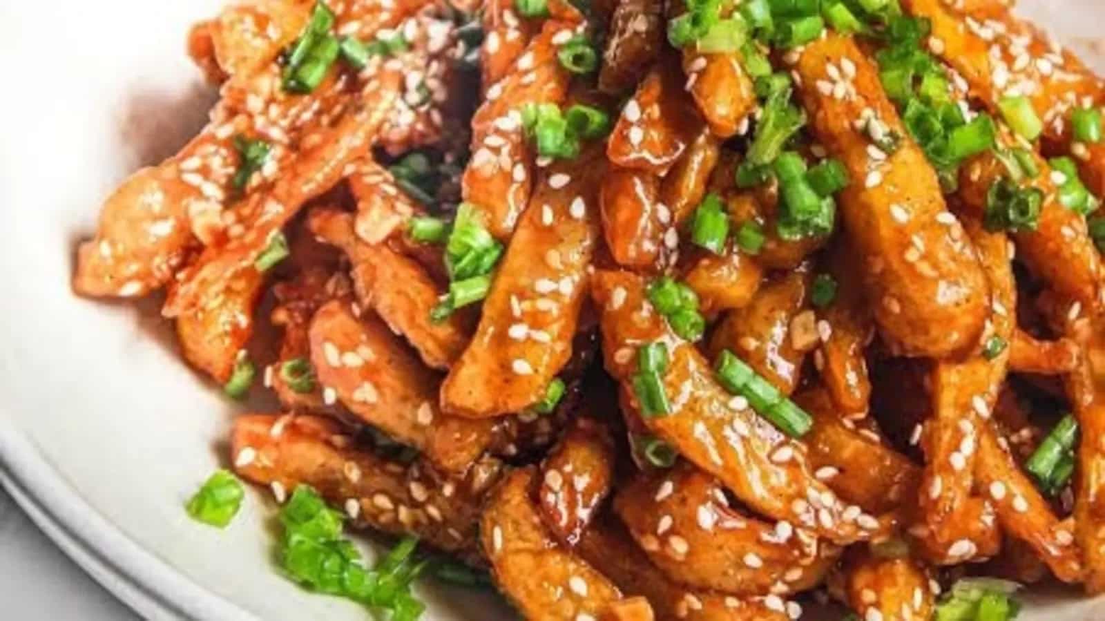 Recipe: DIY honey chilli potato can kickstart solo party in just 10 minutes