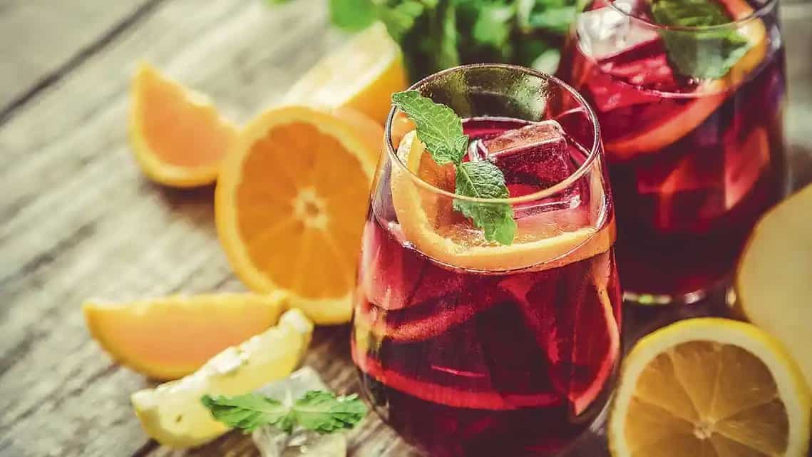 How to make a cocktail with home-grown ingredients