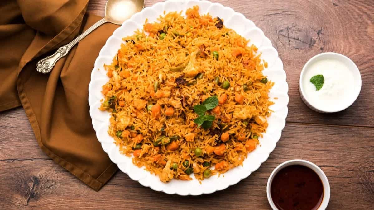 Try This Veg Dum Biryani Recipe At Home 