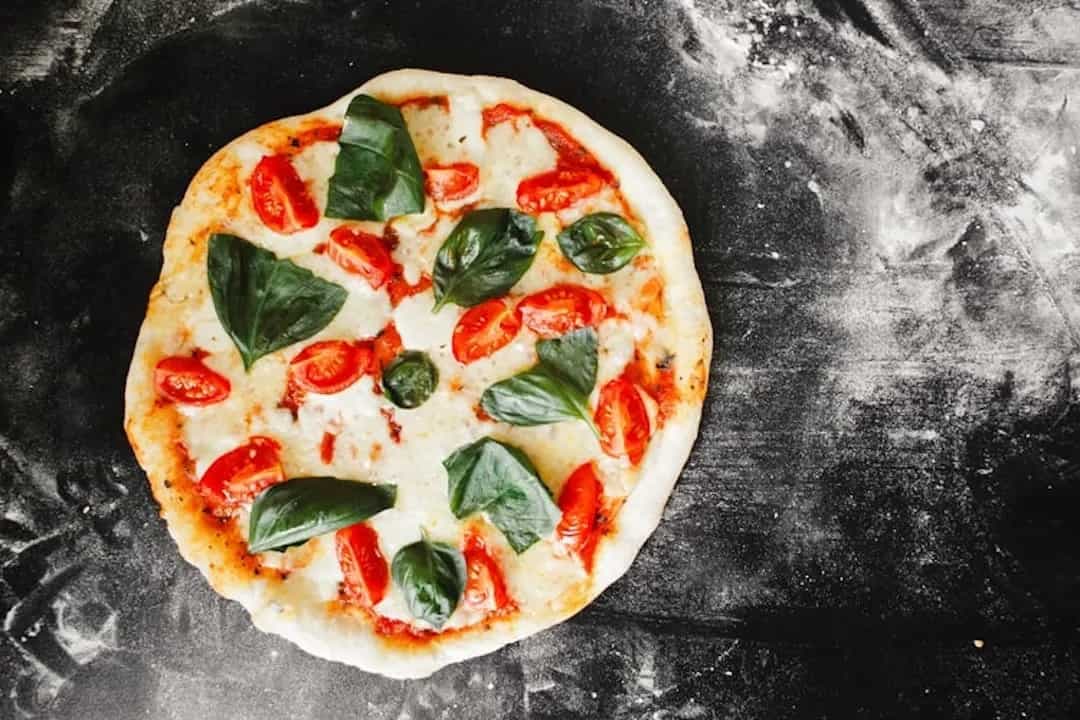 Sonam Kapoor Is ‘Dying For Pizza’; Here’s Your Guide To Best Pizza Places In Mumbai