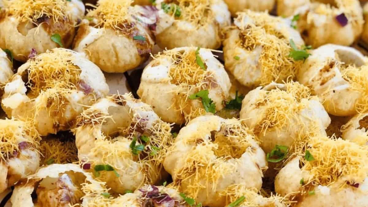 The 6 Best Places For Street Food In Pune