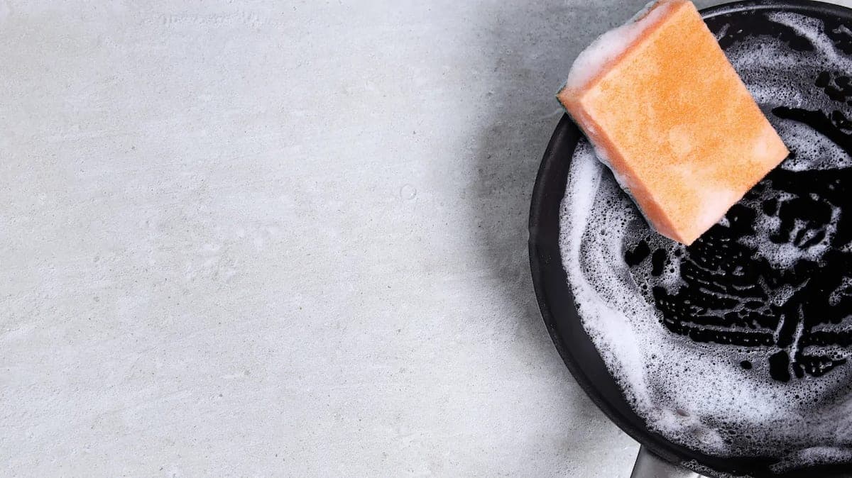 Kitchen Tips: This Easy Hack Can Make Your Greasy Pan Squeaky Clean In A Matter Of Minutes