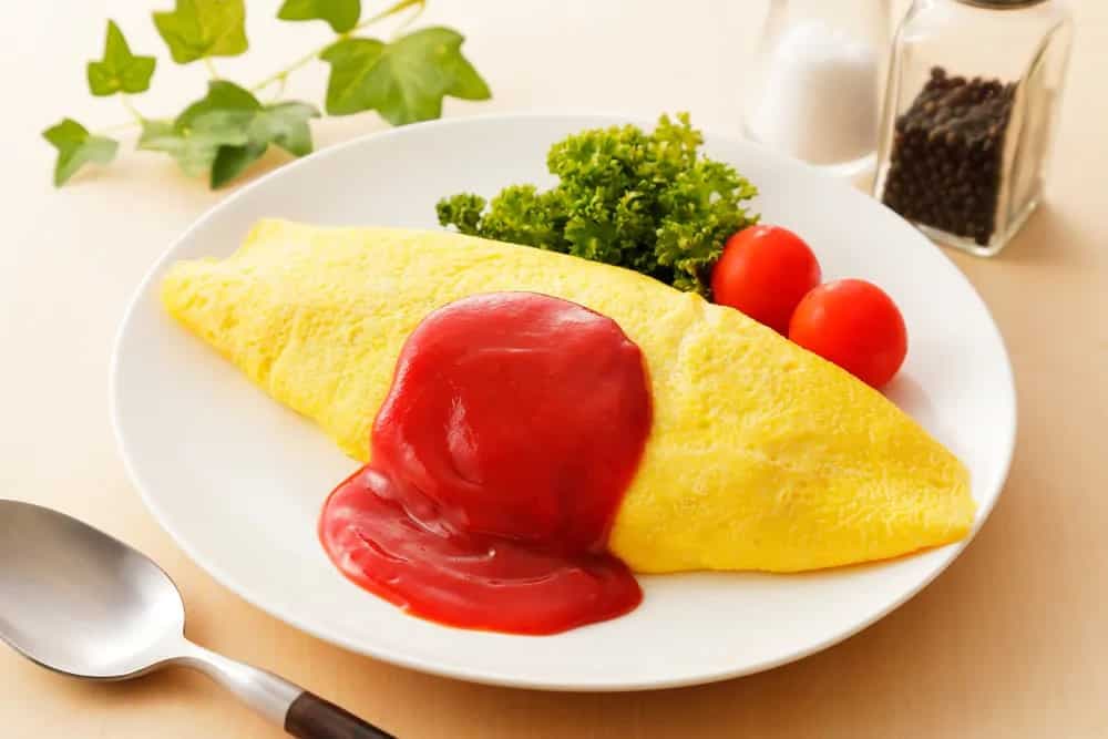 This Coloured Omurice Is Ruling The Internet 