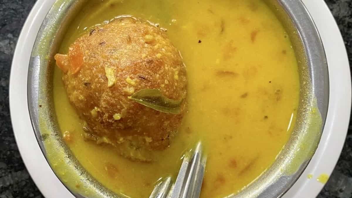 Are You In Bengaluru? Try Bonda Soup For Breakfast Today