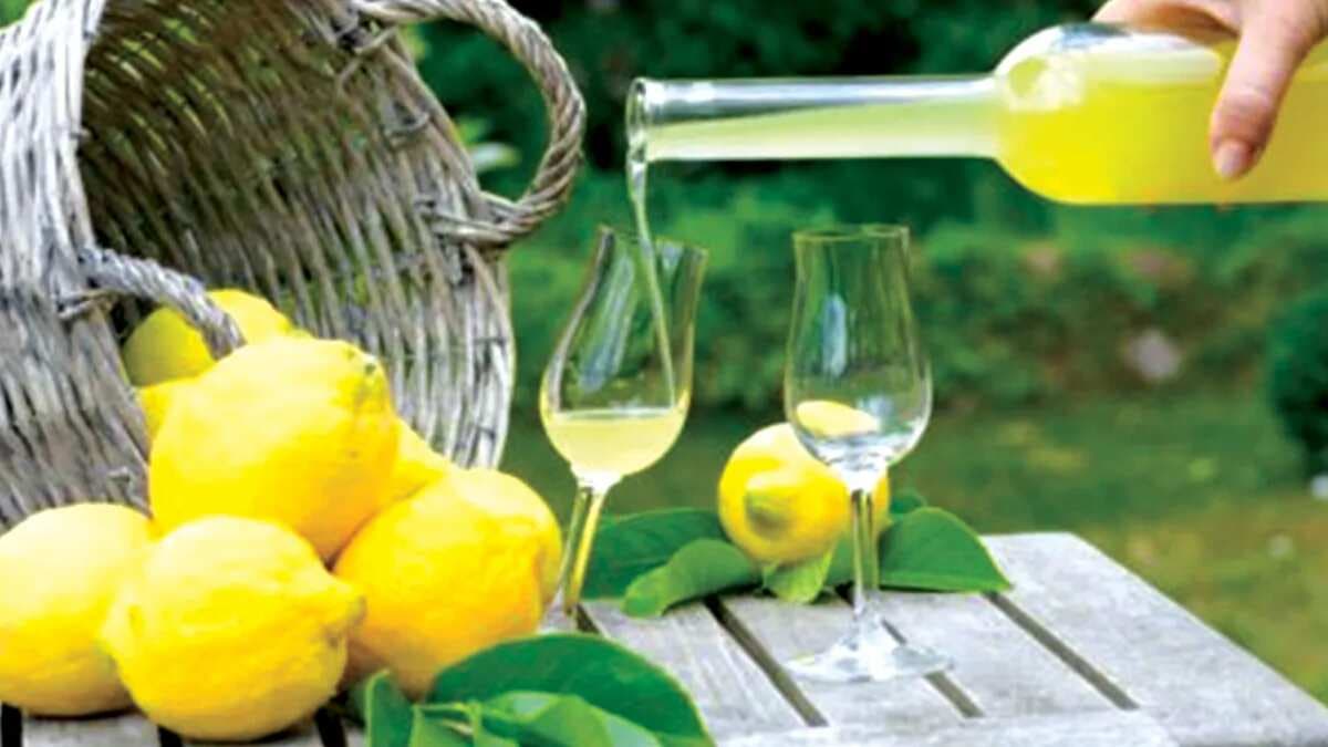 Limoncello: The Lemon-Flavoured Liqueur From Italy