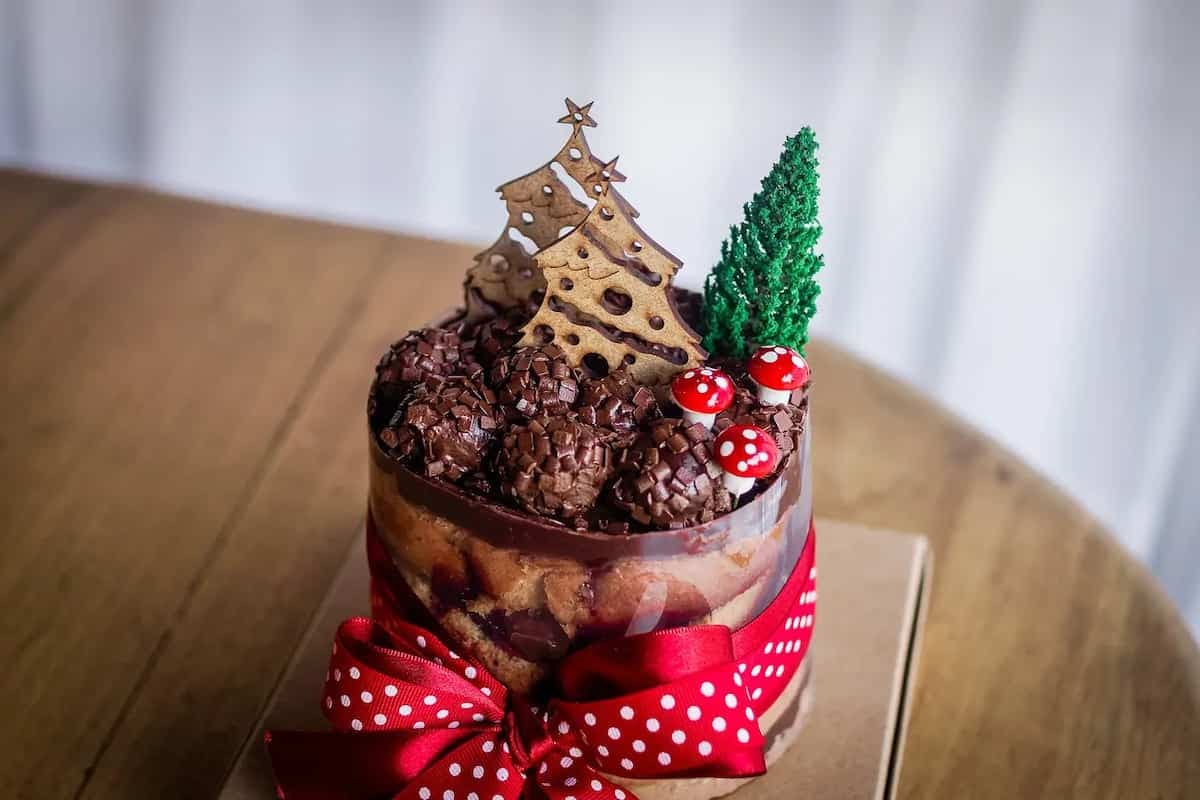 Beyond Plum Cake: The Tales Of 5 Christmas Cakes From Around The World