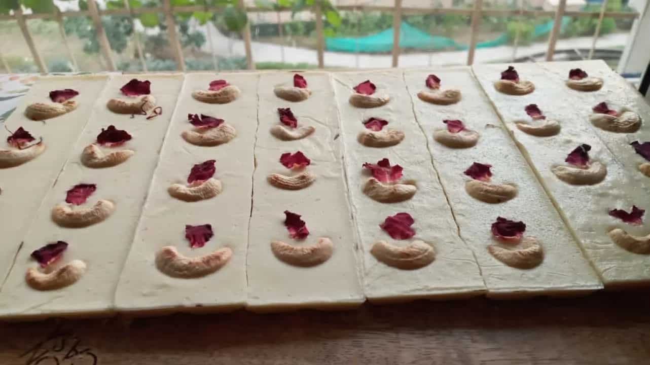 Ganesh Chaturthi: This Kaju Rose Barfi Can Be A Unique Treat For Lord Ganesha