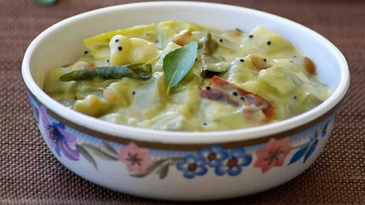  Palu Posina Sorakaya Kura, A Native Dish From Telugu Cuisine