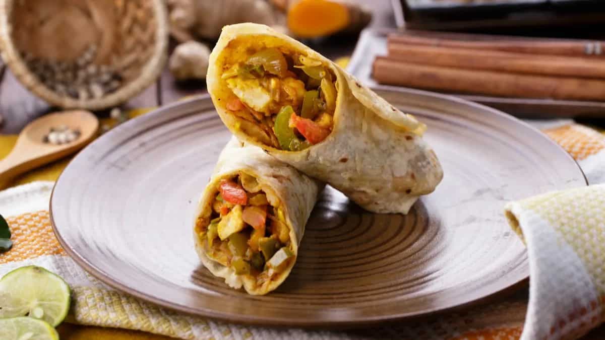 Hunger Pangs? Try This Tangy Tandoori Paneer Wrap