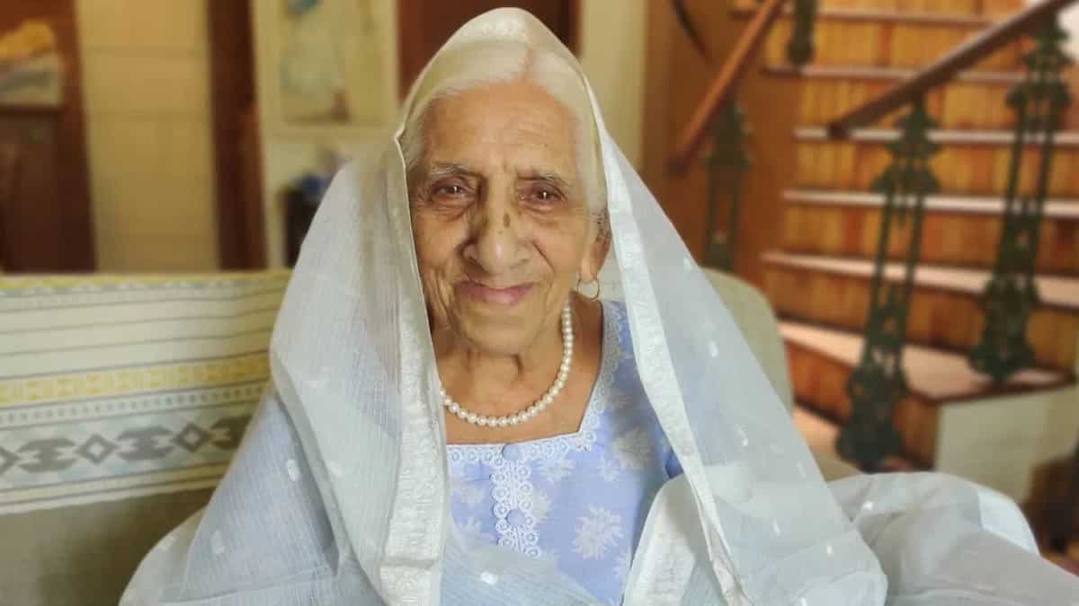 How 90-Year-Old Harbhajan Kaur Turned Entrepreneur With Her Home-Made Barfis