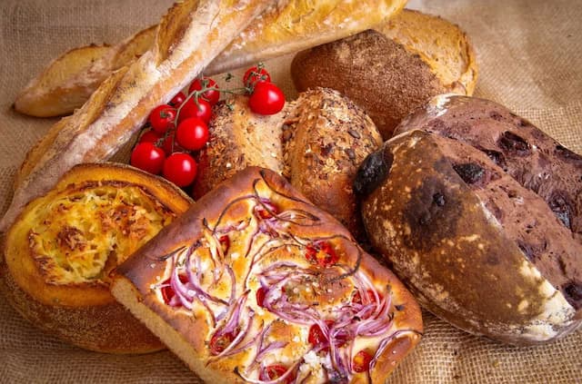 Nom Nom! Here Are 7 Of The Tastiest Breads From Around The World