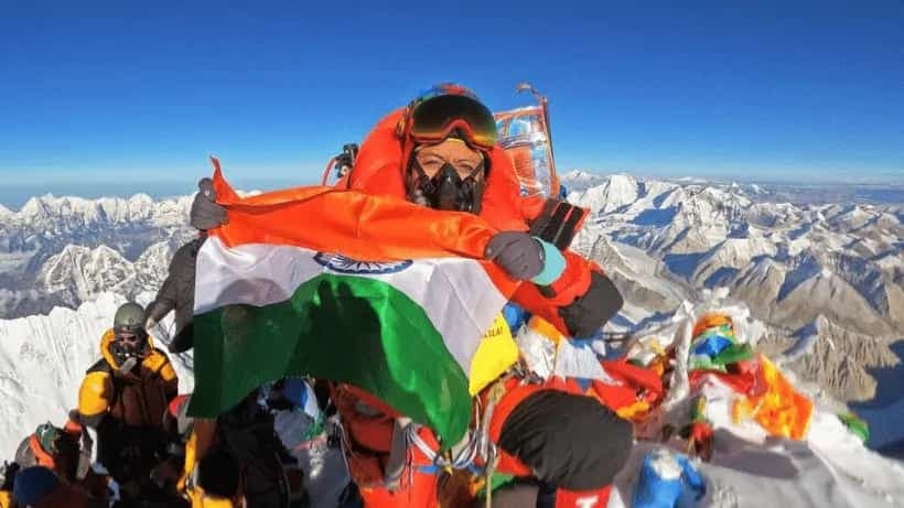 Prakriti Varshney Becomes India’s First Vegan To Scale Mount Everest