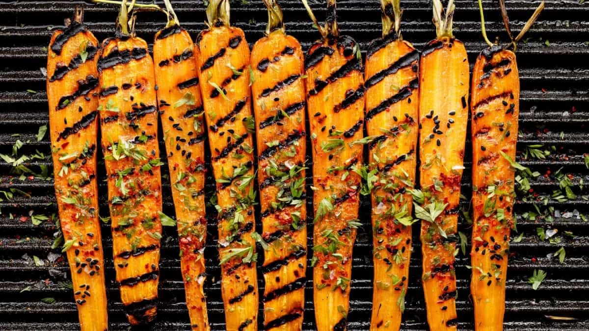 Charred Glazed Roasted Baby Carrots: Great for Vegans