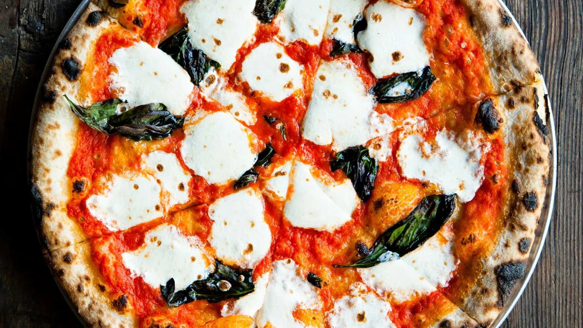 Fond Of Pizzas? Here Are 9 Different Varieties To Try