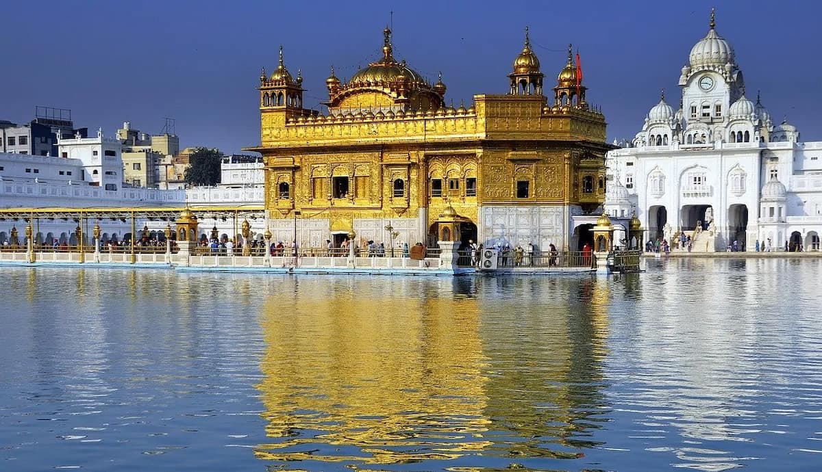 Viral Video Gives Sneak Peak Of Golden Temple’s Langar Prashad In Making