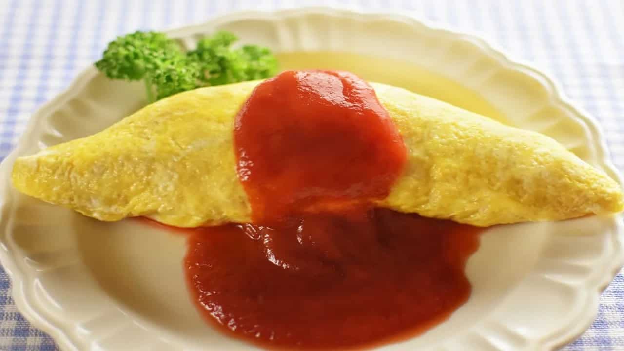 Rice In Omlette? This Japanese Omurice Is A Quirky Take On The Traditional Dish