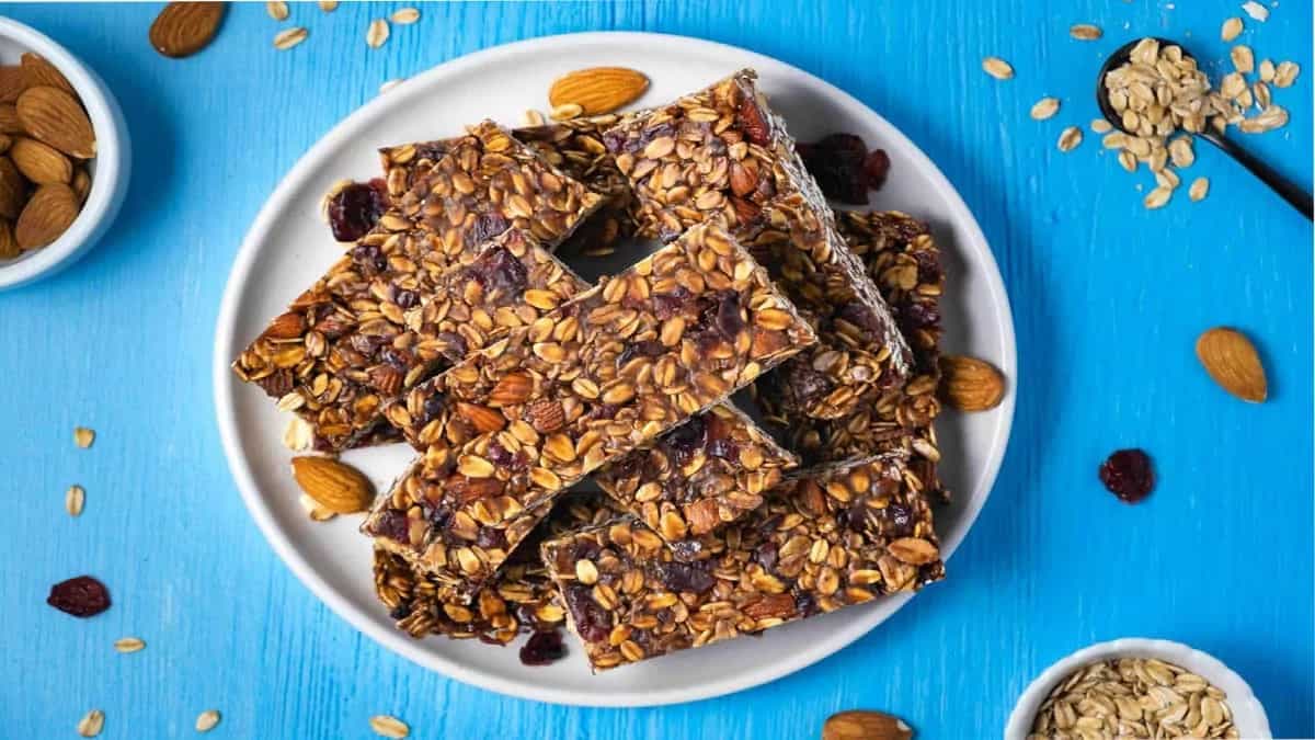 Now, Make Your Own Healthy Dark Chocolate Granola Bar