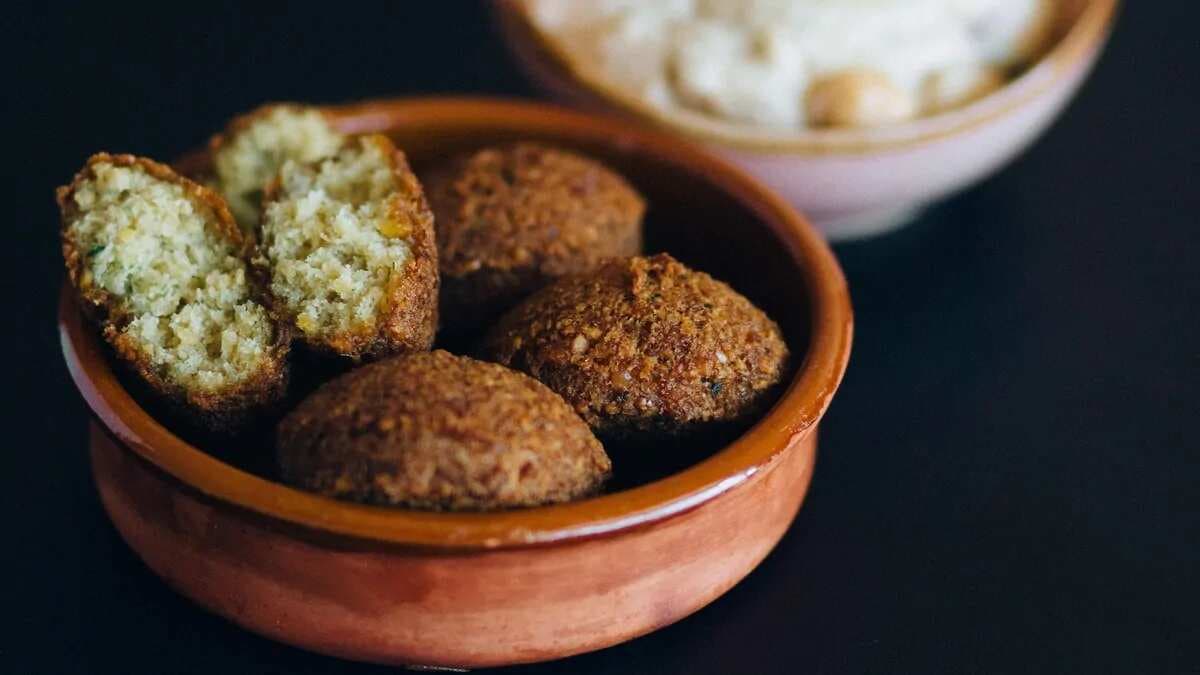 Falafel: Delicious Middle Eastern Taste Brought To Your Plate