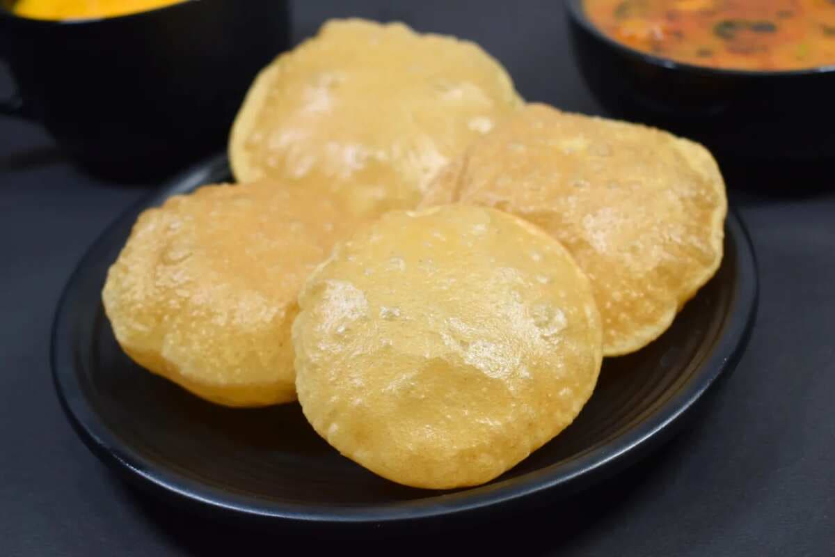 Leftover Pooris? Make These Yummy Delicacies Out Of It