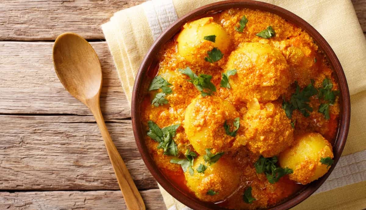 Kashmiri Dum Aloo: Potato Curry Cooked In Fragrant Spices