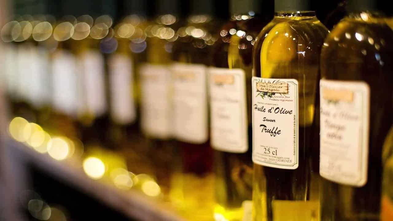 Truffle Oil: Everything About Oil Made From A Fungus