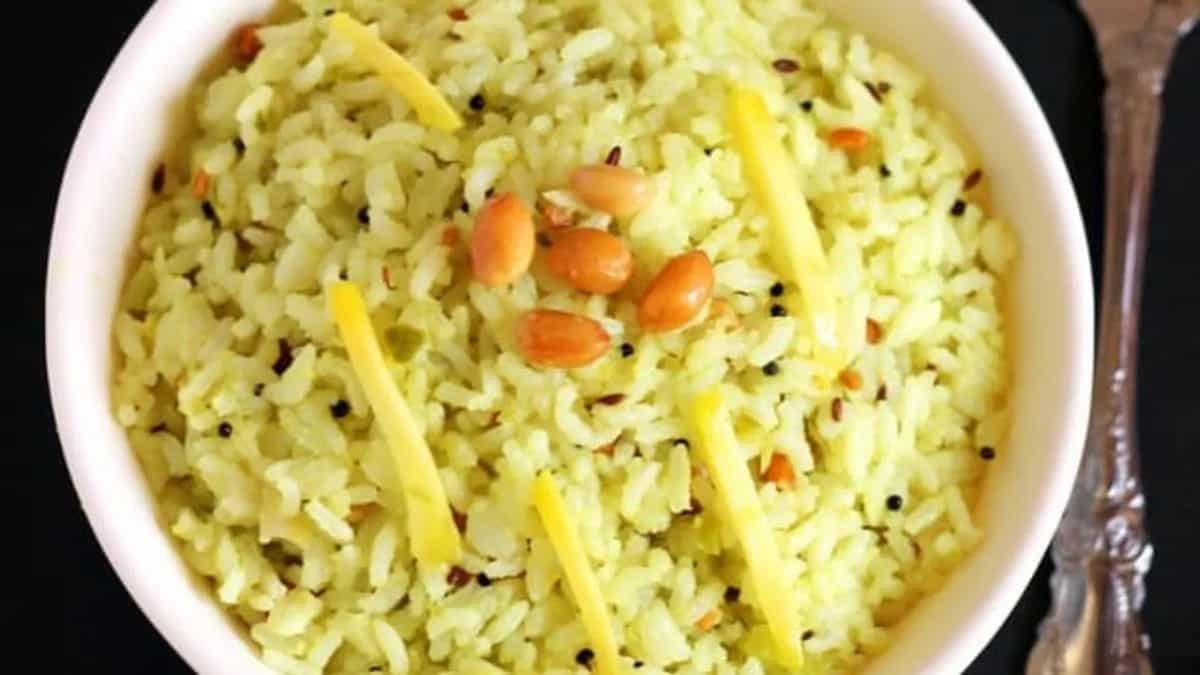 Tangy And Spicy Mango Rice