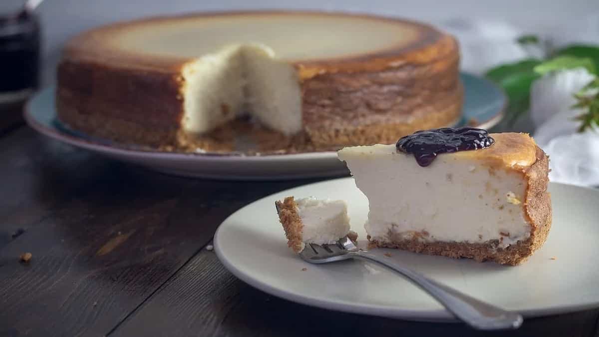 Baked Versus No-Bake: Have You Tried Both These Kinds Of Cheesecakes Yet? 