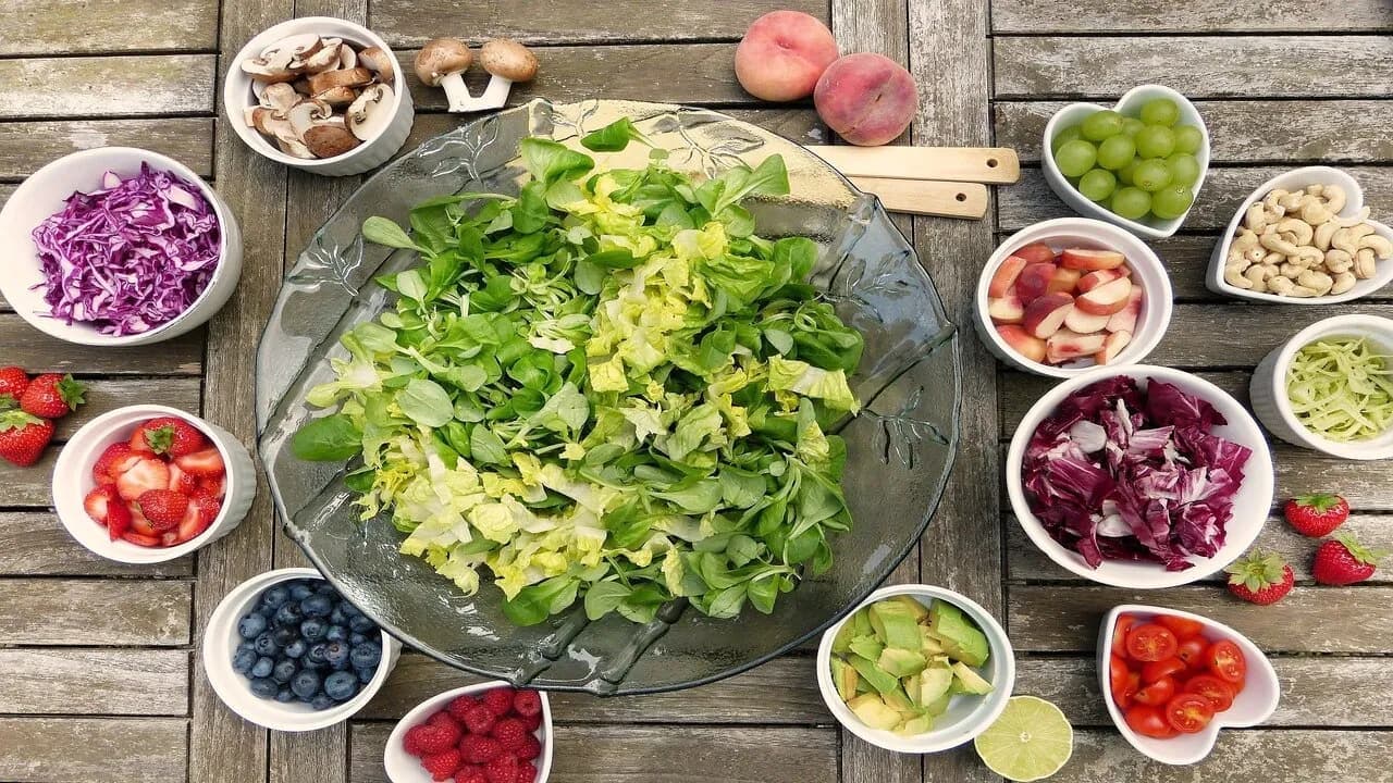 Know Your Salads: 6 Types Of Salads You Must Know About