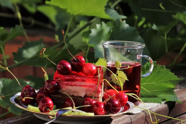 Bright And Beautiful: Try The Cherry Lemonade This Summer To Hydrate Yourself