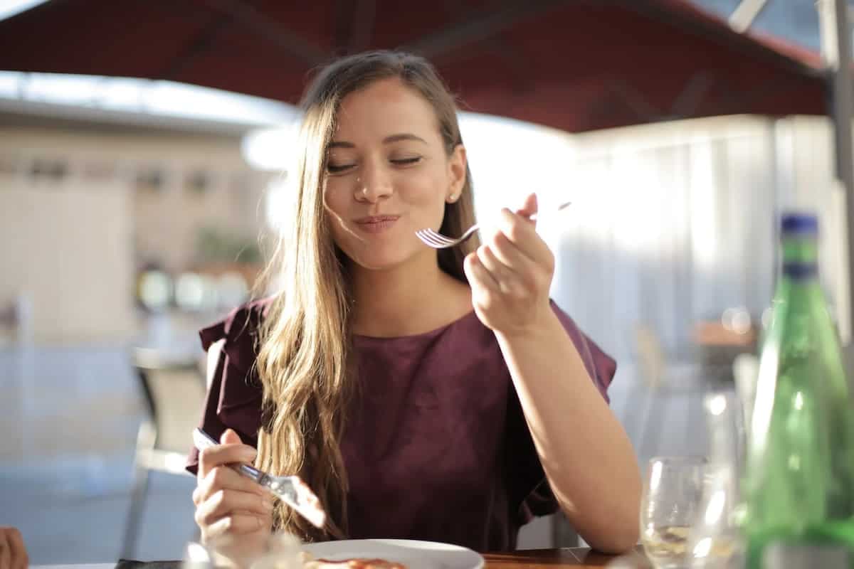 5 Essential Foods That Every Woman Should Eat