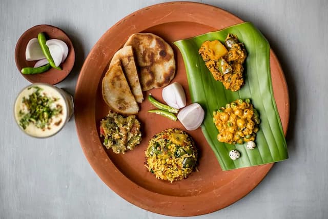 5 State Canteens In Delhi To Explore Different Indian Cuisines