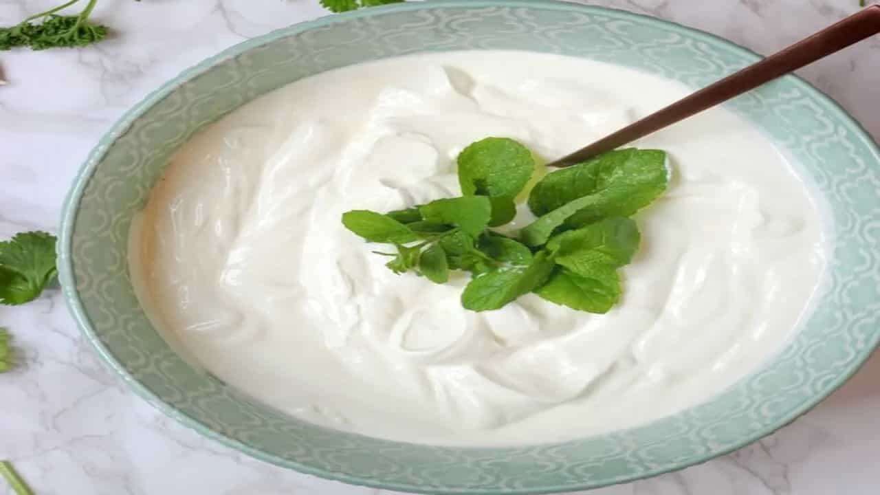 Don't Let Your Summer go Boring: Here's a Cucumber Mint Yogurt Recipe For You