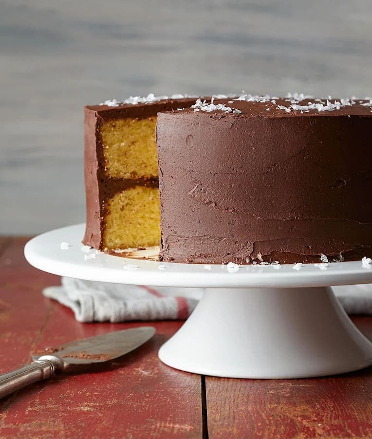 5 Baking Hacks To Bake A Perfect Cake At Home
