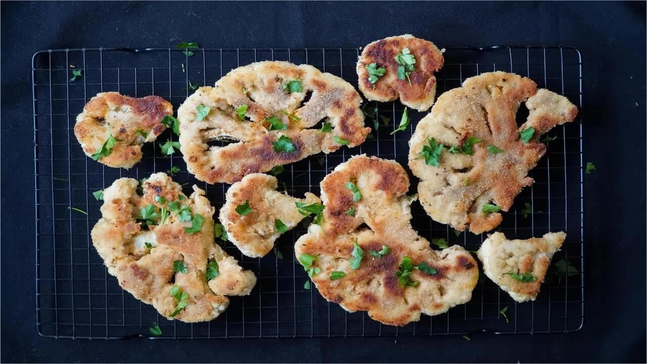 Let’s Make A Bang On Lunch: Cook Quinoa With Roasted Cauliflower