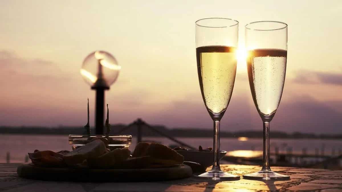 All About Prosecco, The Sparkling White Wine
