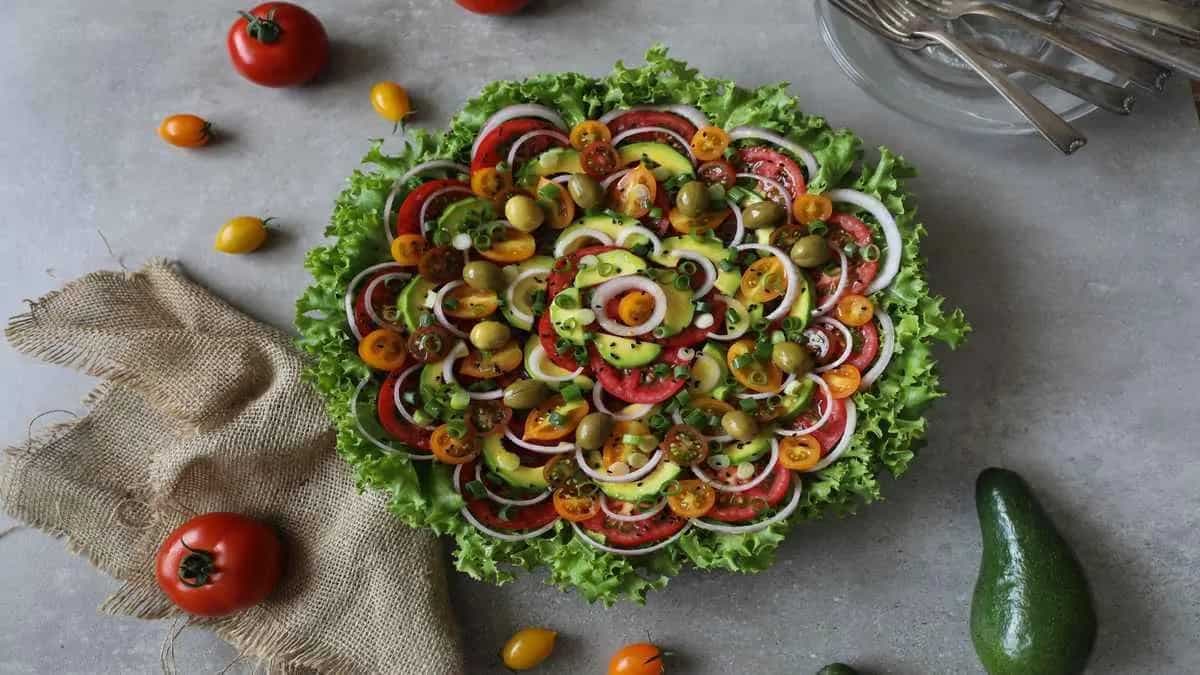 Olive, Tomato And Nigella Seeds Salad: Refreshing Turkish Treats