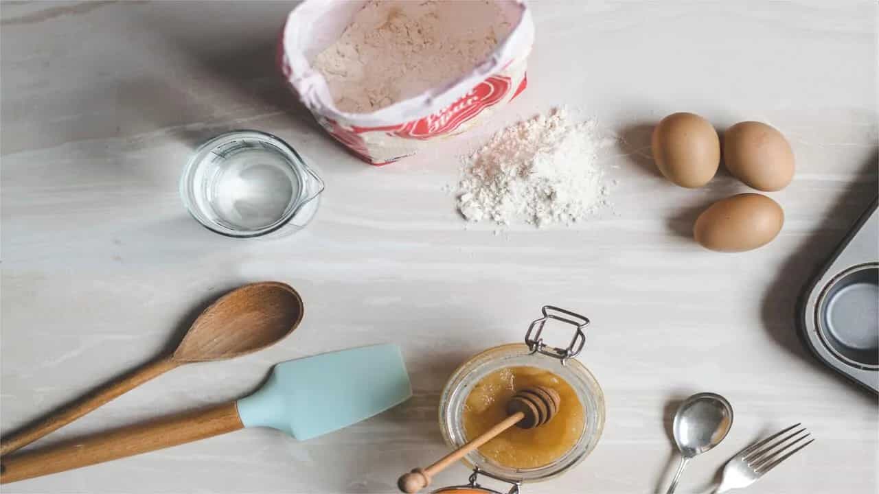 Baking Basics: 10 Must-Have Baking Equipment If You Are A Beginner