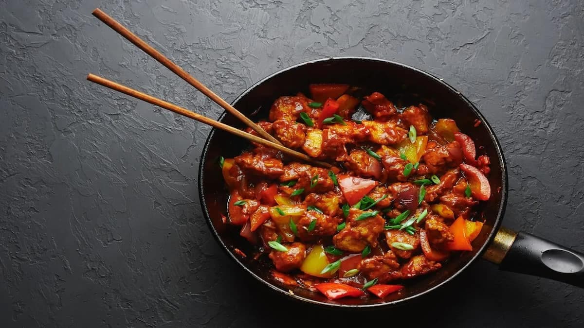 6 Ways To Make Restaurant-Style Chilli Chicken At Home