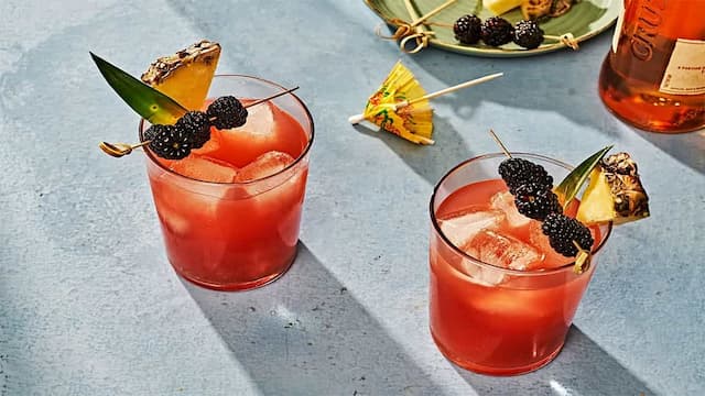 3 Classic Summer Cocktails To Try For Your Next Party At Home