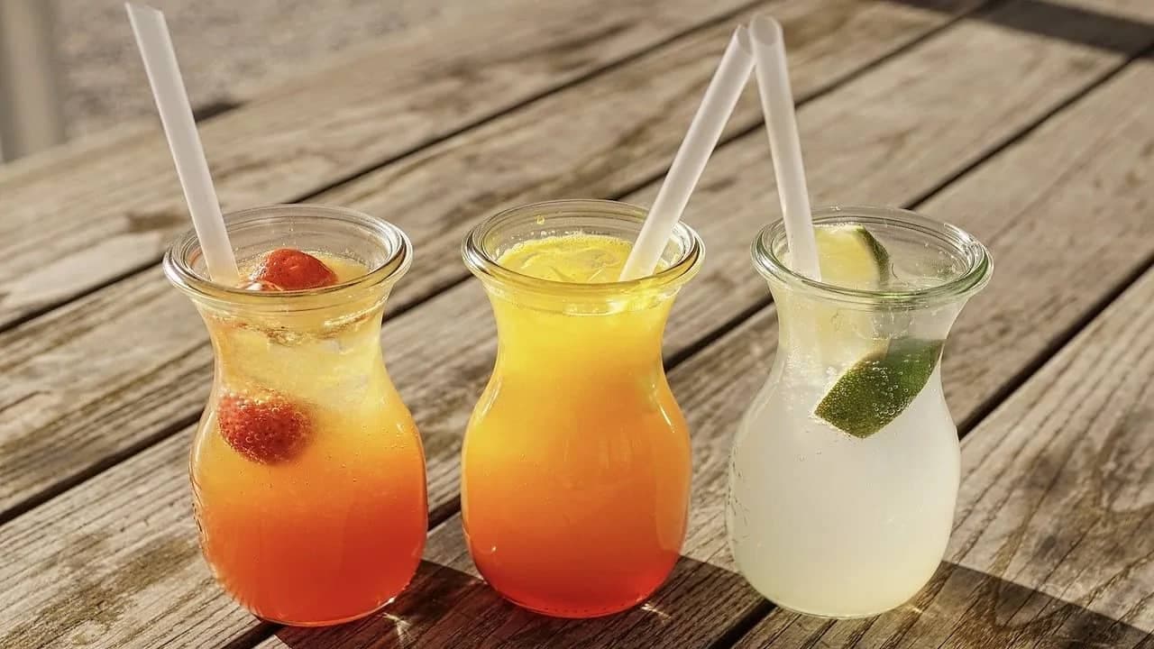 3 Types of Snappy Summery Peach Schnapps Drinks To Try 