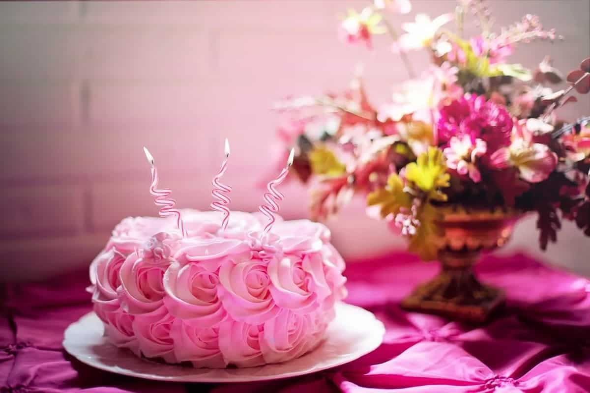 Celebrate Women’s Day With These Lip-Smacking Cake Recipes