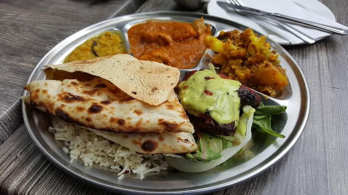 Bhai Dooj 2021: Here Are Some Vegetarian Dishes You Can Prepare For The Festive Lunch 