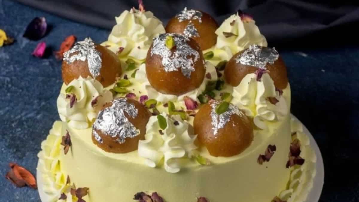 Ganesh Chaturthi 2022 - Let Us Bake Gulab Jamun Cake