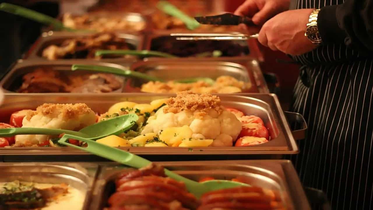 Best Buffet Restaurants in Pune That Serve Lip-Smacking Delicacies