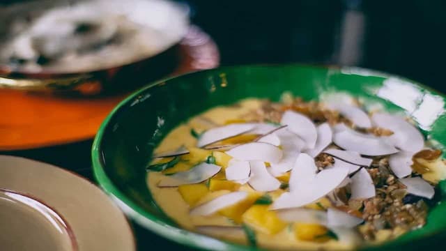 Dal Pakwan: The Traditional Sindhi Breakfast Oozing With Comforting Indulgence