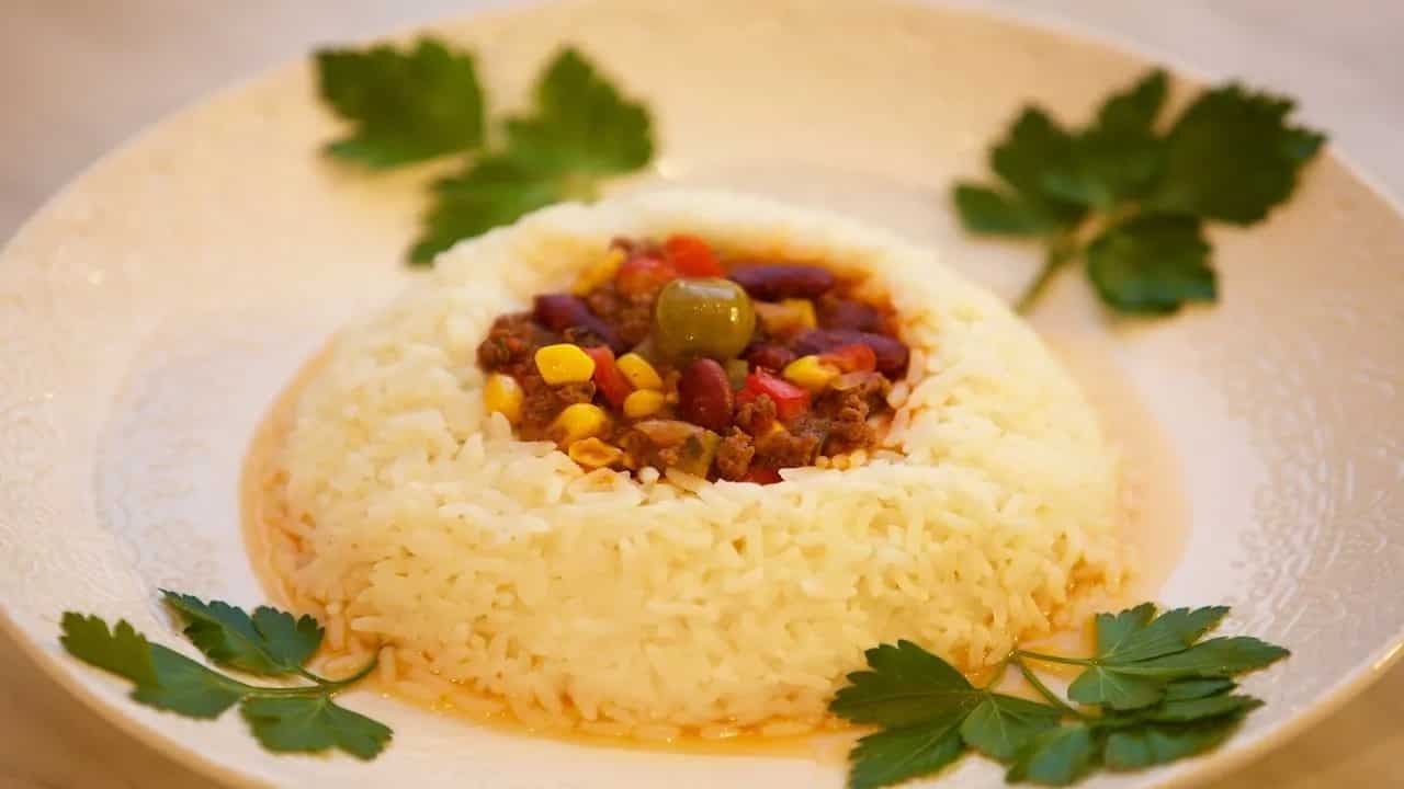 Rajma Chawal To Pav Bhaji: 4 Food Couples To Inspire You This Valentine’s Week