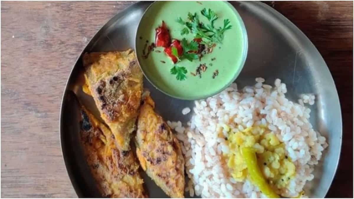 Snake Gourd Tambuli Recipe – Tangy, Spicy Coconut Vibrant Curry