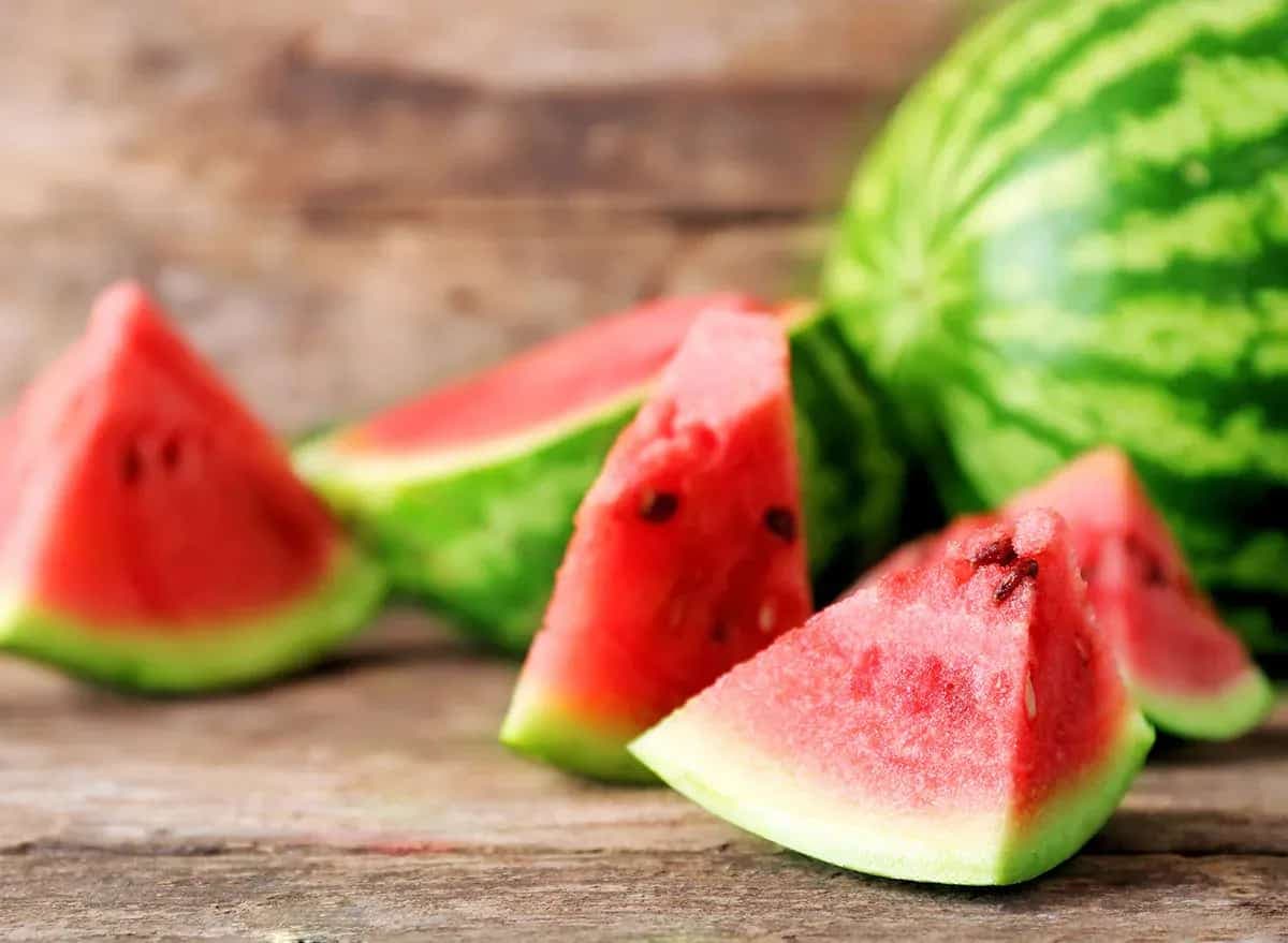 7 Foods And Drinks To Prevent Sunstroke